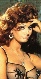 Nahá Sophia Loren. Fotka - 11